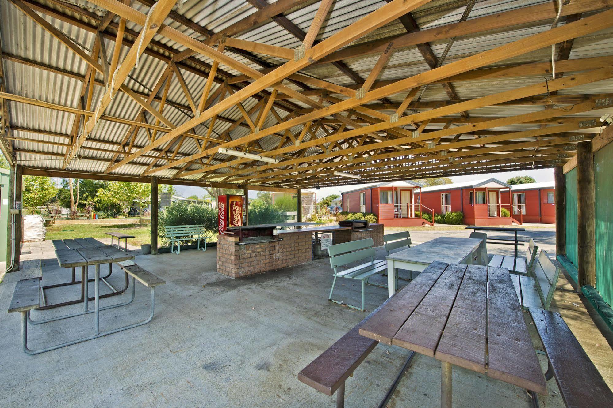 Albany Holiday Park Экстерьер фото